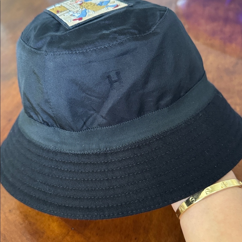 Hermès Toundra Calvi Cashmere Bucket Hat - Picture 6 of 6